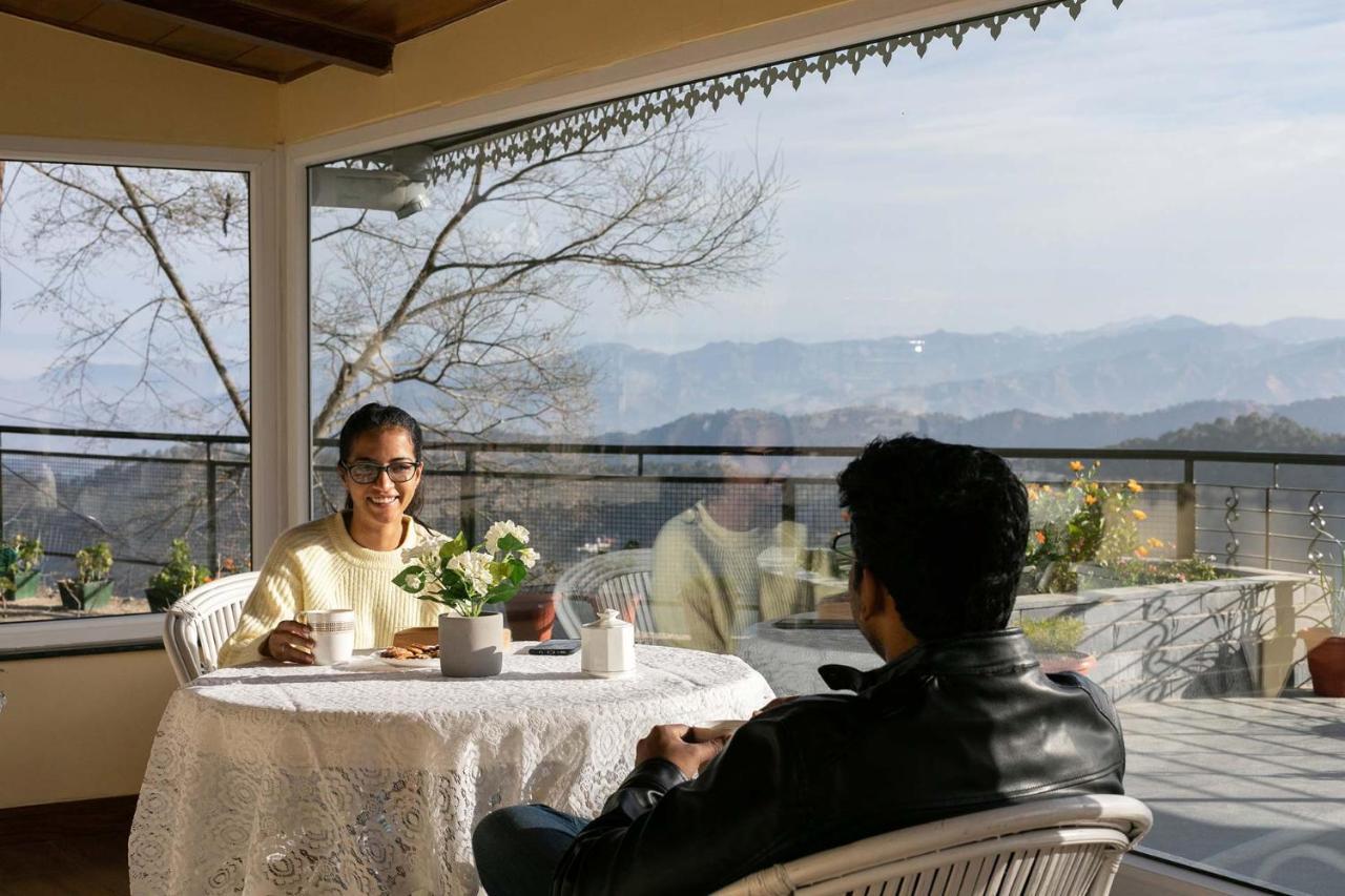 Stayvista At Springfield With Bonfire Kasauli Eksteriør bilde